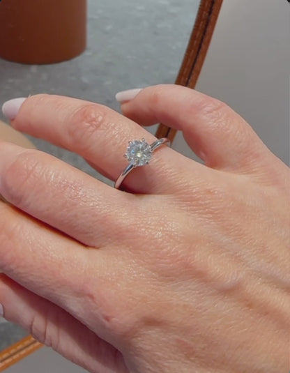 Moissanite Ring - Alexia