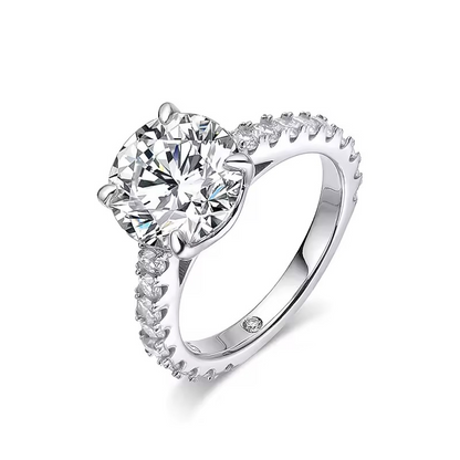 Moissanite Ring - Olivia